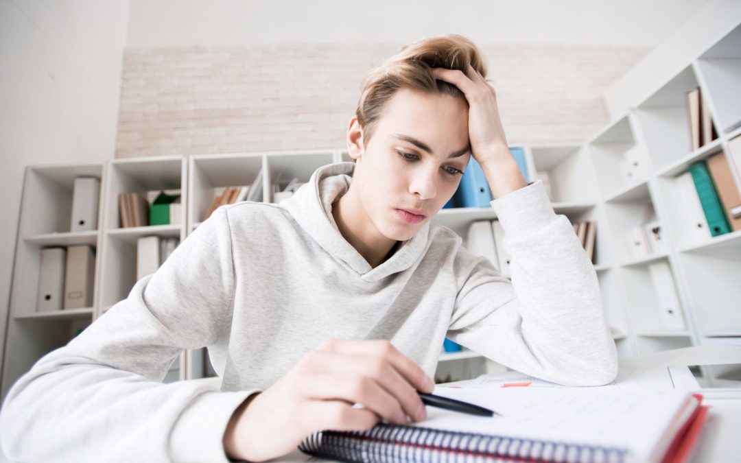 Quels résultats attendre pour un ado stressé par les examens ?