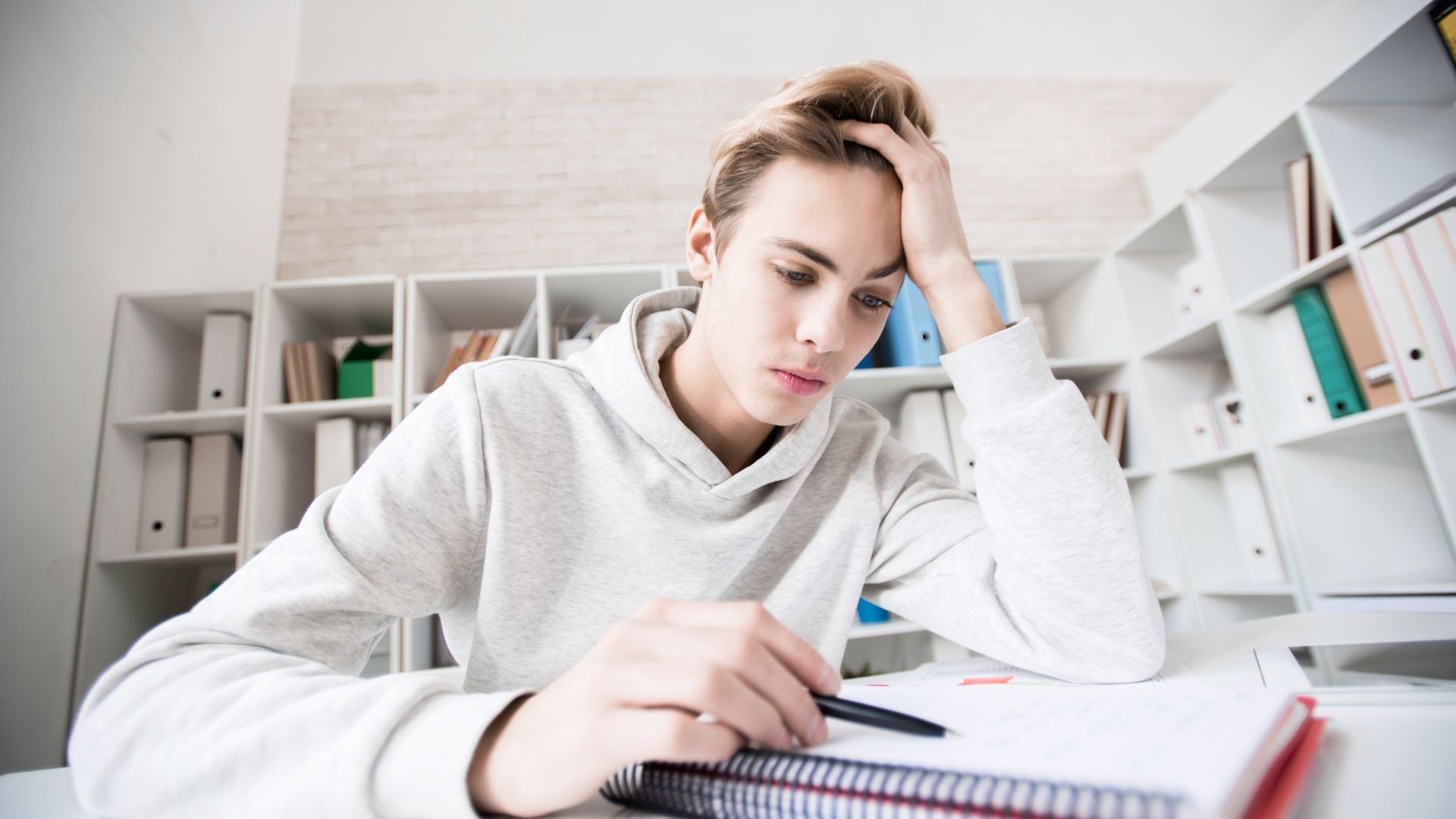 Kin&eacute;siologie pour ado stress&eacute; par les examens &mdash; cabinet &agrave; Nice